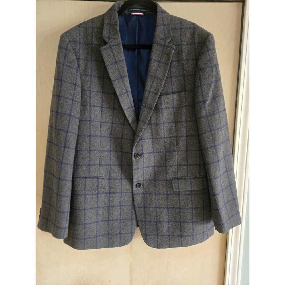 Tommy Hilfiger Men's Wool Blend Sport Coat Blazer Gray Blue Windowpane 2 Button